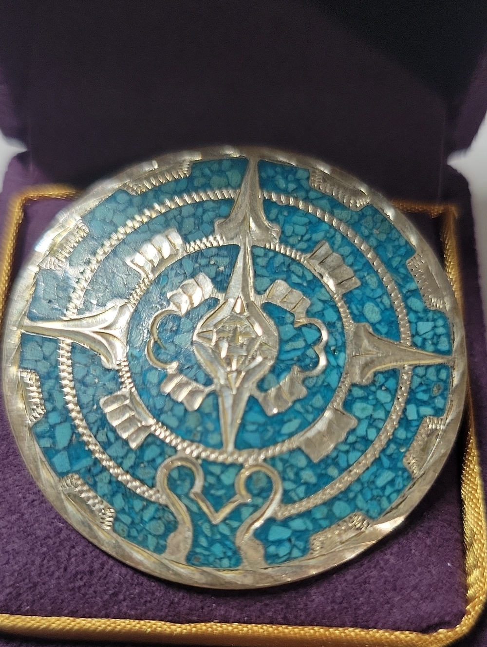 Vintage Turquoise Inlay Round Accessory Pin - Picture 2 of 6